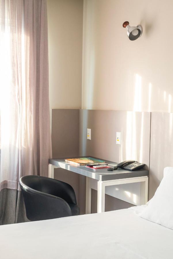 Hotel Melo Balneario Camboriu Bagian luar foto
