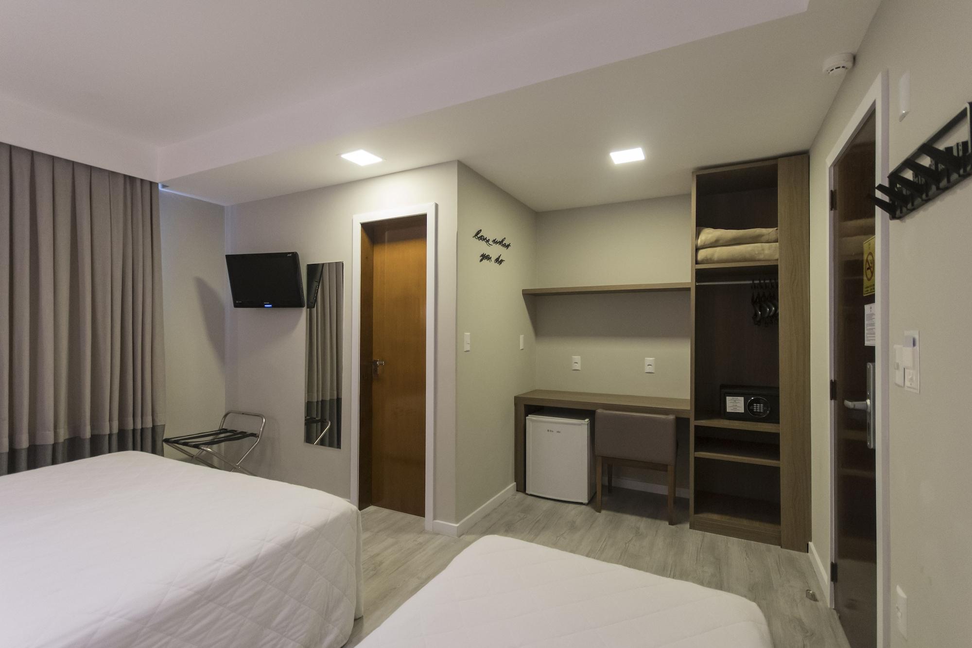 Hotel Melo Balneario Camboriu Bagian luar foto
