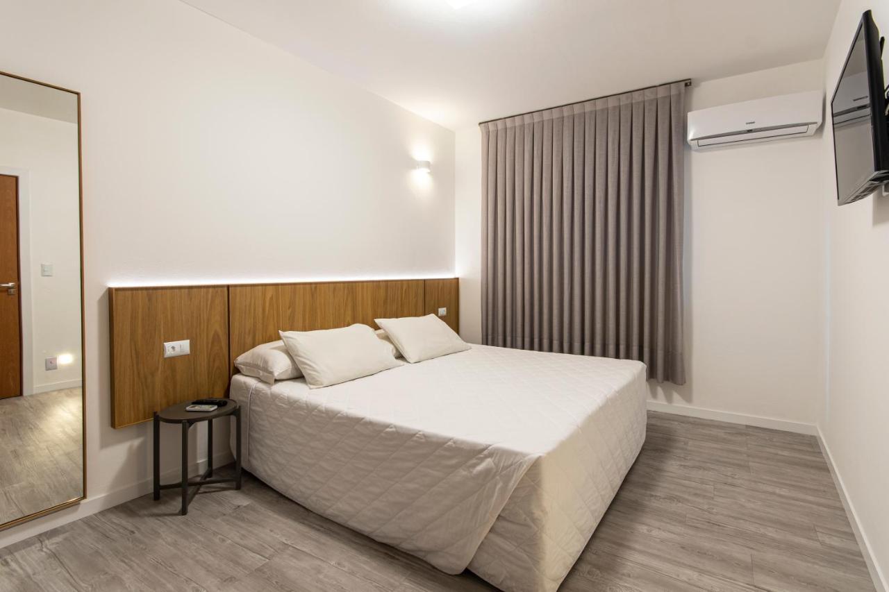 Hotel Melo Balneario Camboriu Bagian luar foto